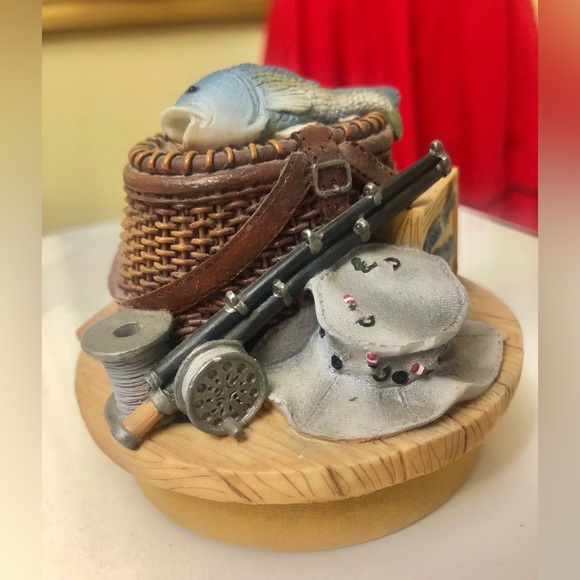 “ Our America Gift” Fishing Candle Jar Topper Fish Basket Rod Reel Net Outdoors. - Picture 5 of 11